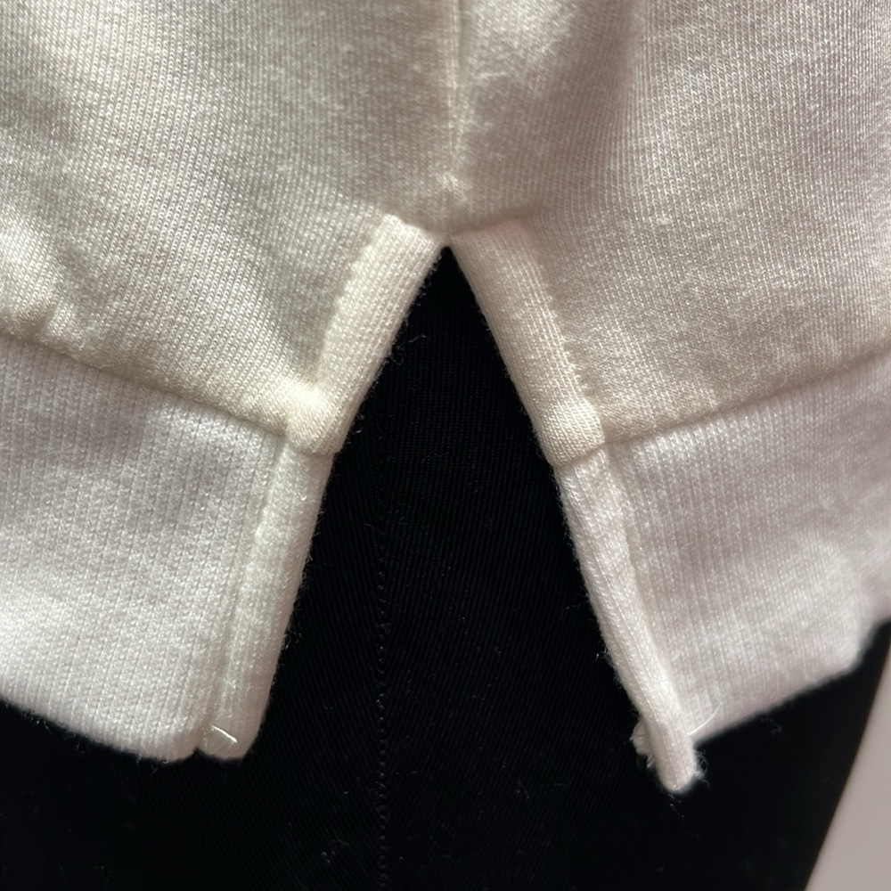 Pearl Pullover - Picture 7 of 8